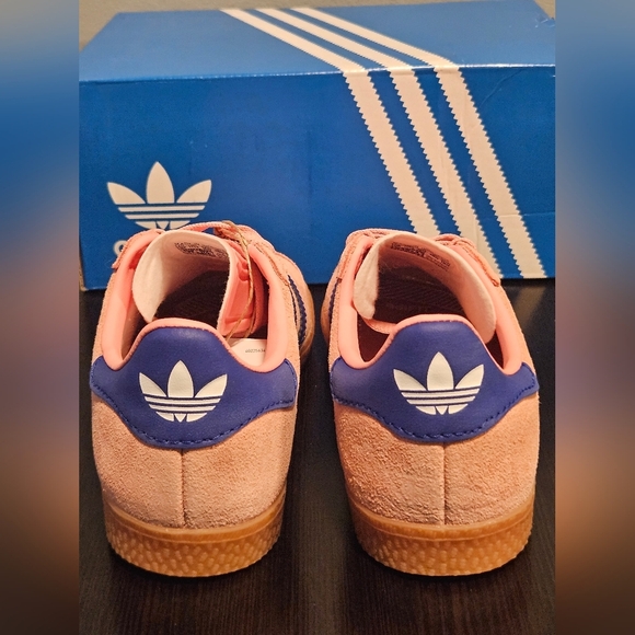 Adidas Girls Gazelles Pink Suede With Purple Strips Size 12K - Picture 7 of 8